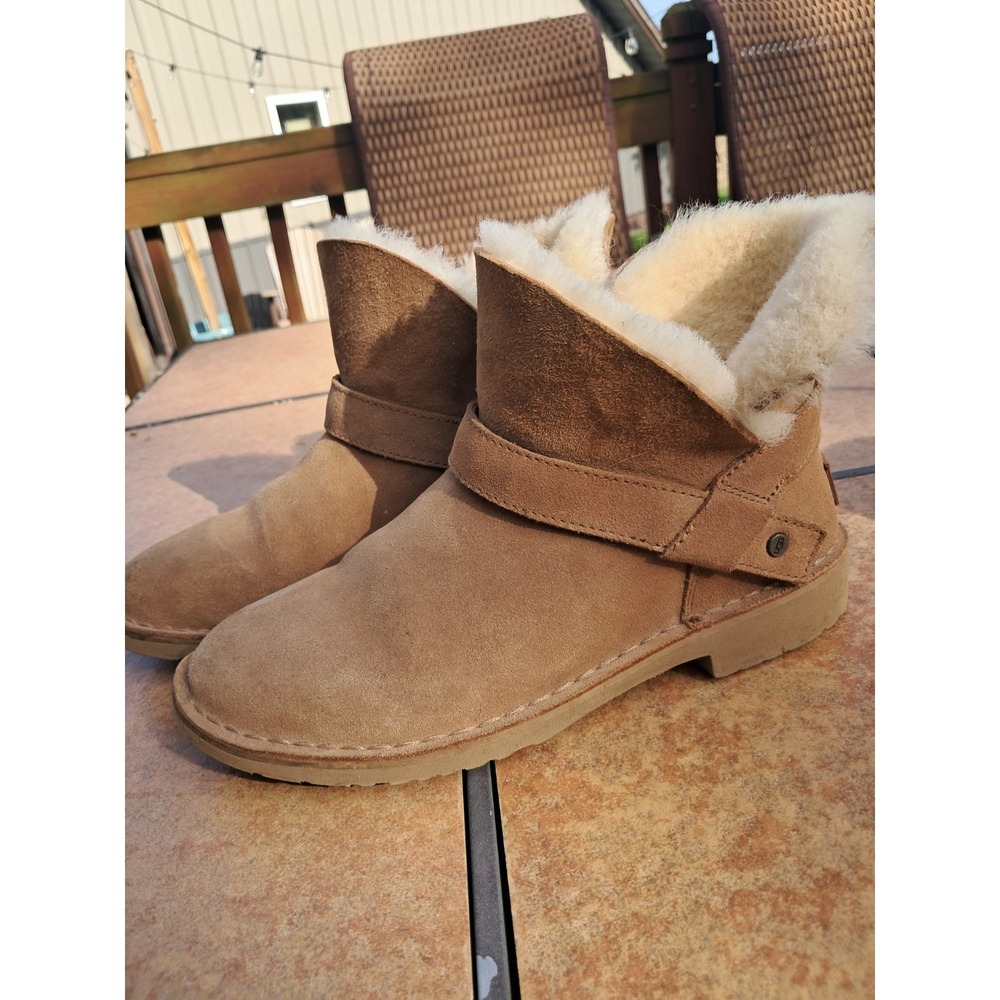 UGG Mckay Winter Boot for Women - Brown, Size US 7